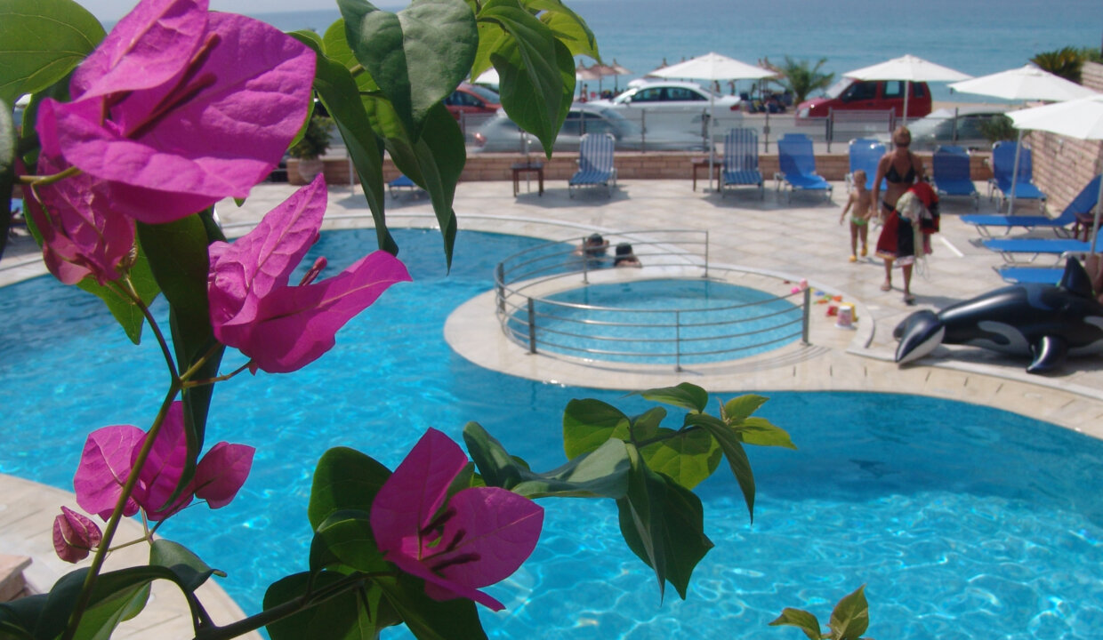 haris-hotel-apartments-epirus-vrachos-beach-2